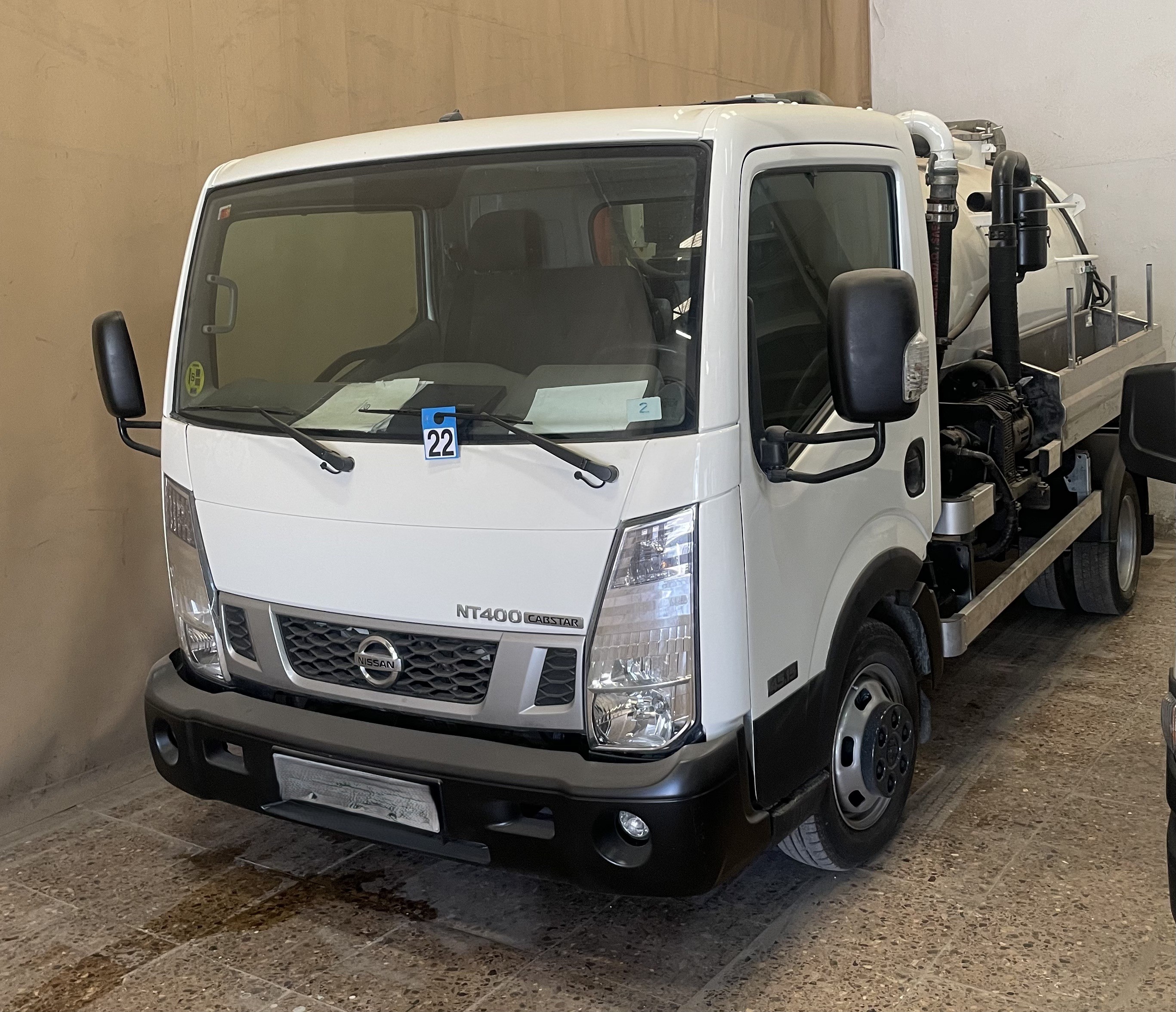 Imagen de CAMION CISTERNA DE ALCANTARILLADO