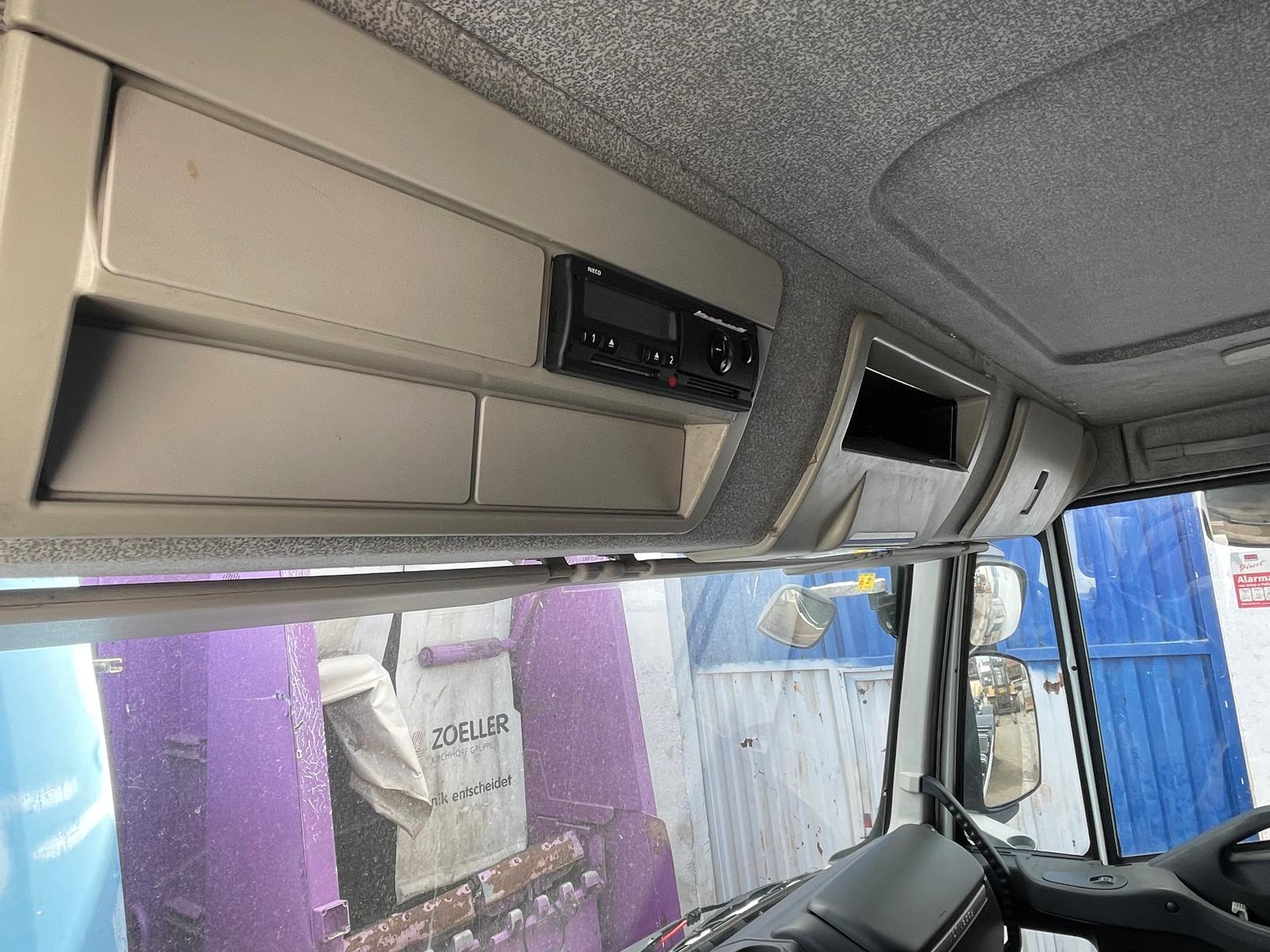 Imagen de CAMION EQUIPO GANCHO/MULTIVASCULANTE