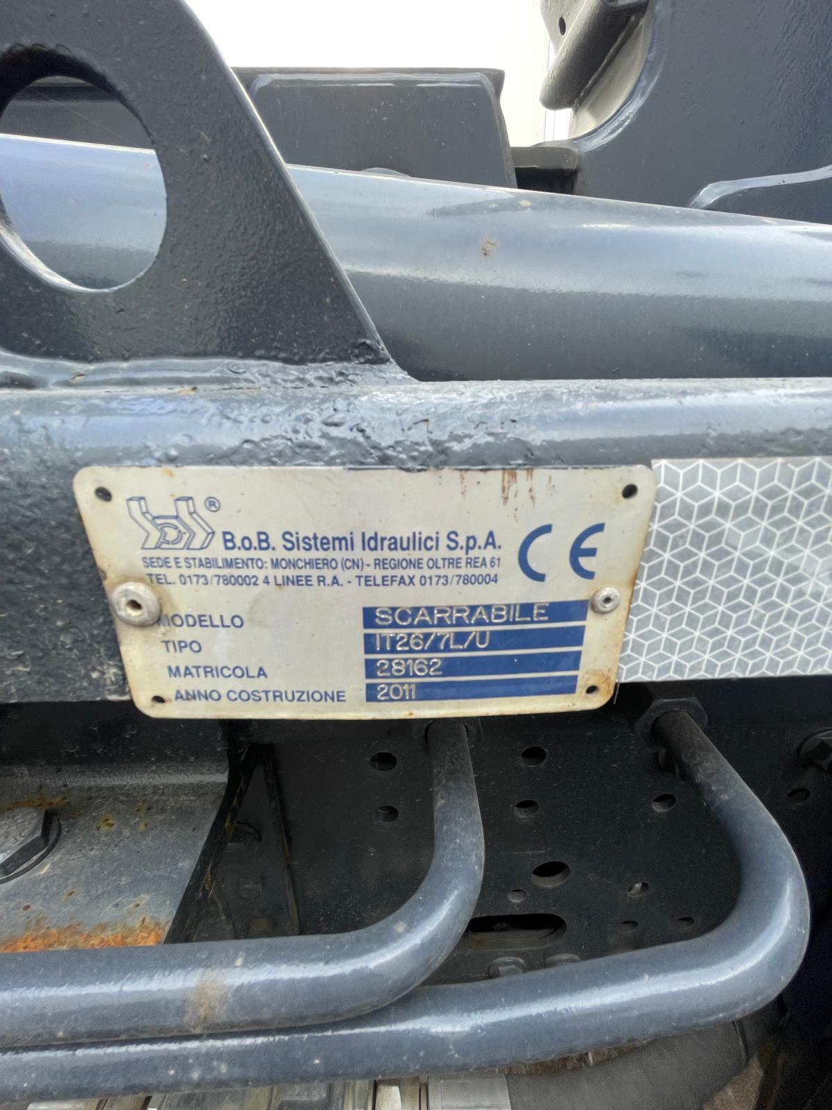 Imagen de CAMION EQUIPO GANCHO/MULTIVASCULANTE